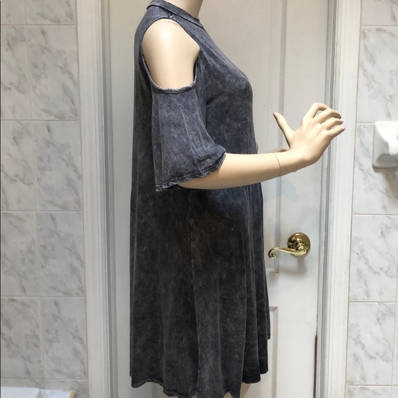 CHARCOAL GREY MINERAL WASHED COLD SHOULDER DRESS - Picture 5 of 7